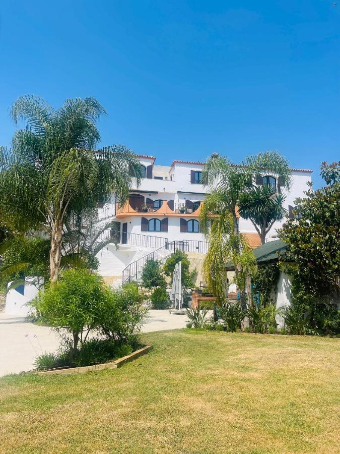 La Pina Verde Estepona Buitenkant foto